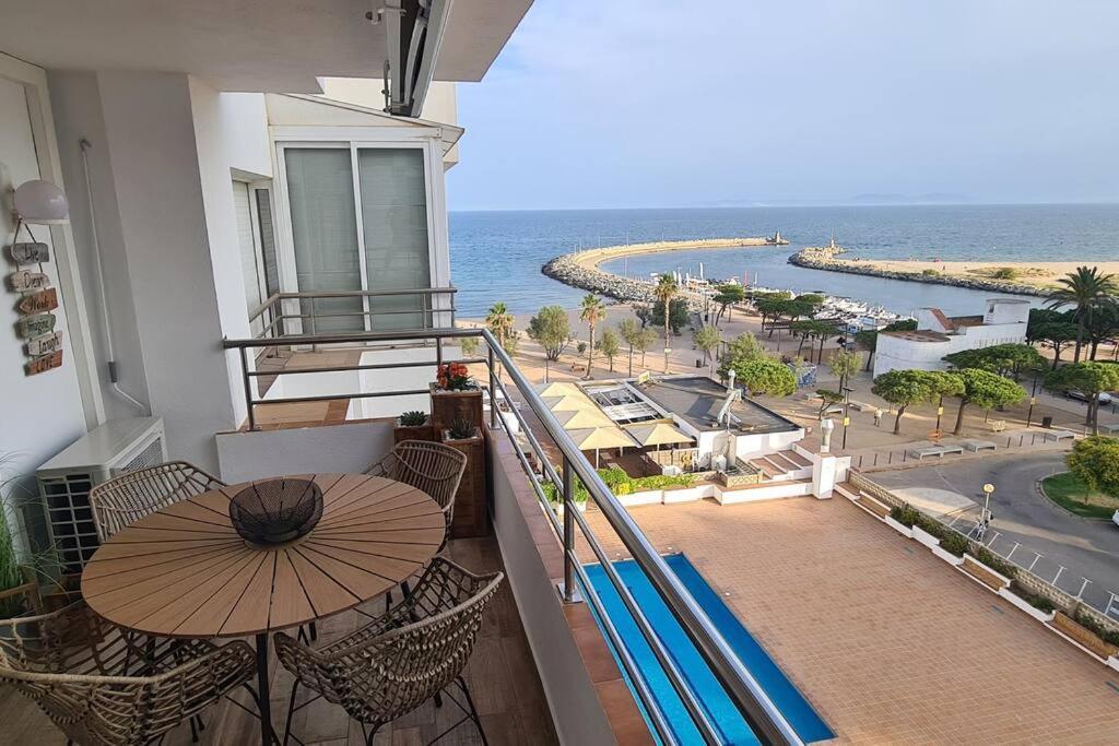 Sunsetmare Vacational Apartment Roses Eksteriør billede
